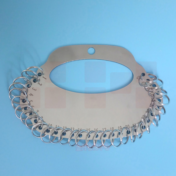 30位 手提钥匙盘