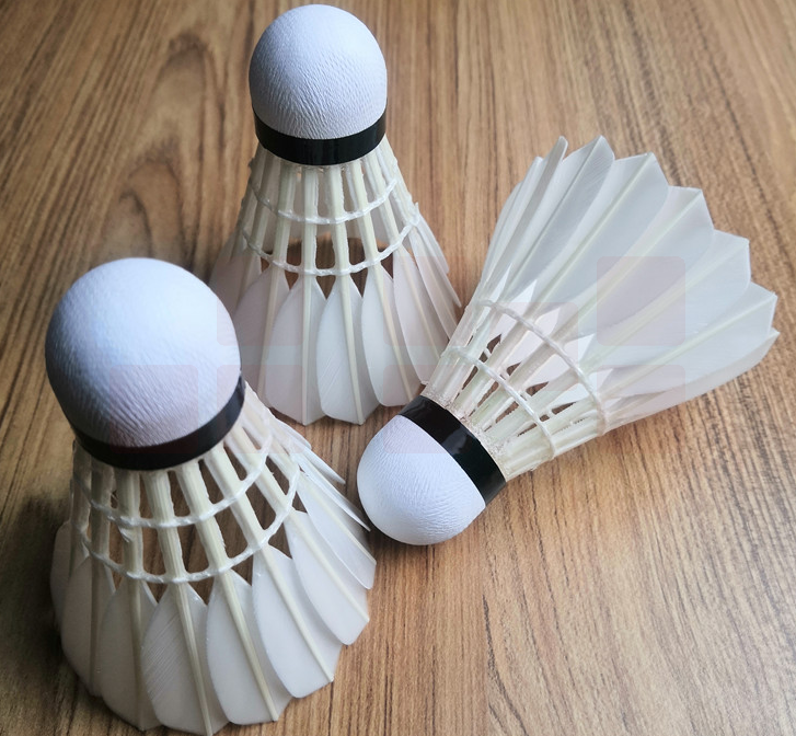 爱乒-银白二号	 羽毛球