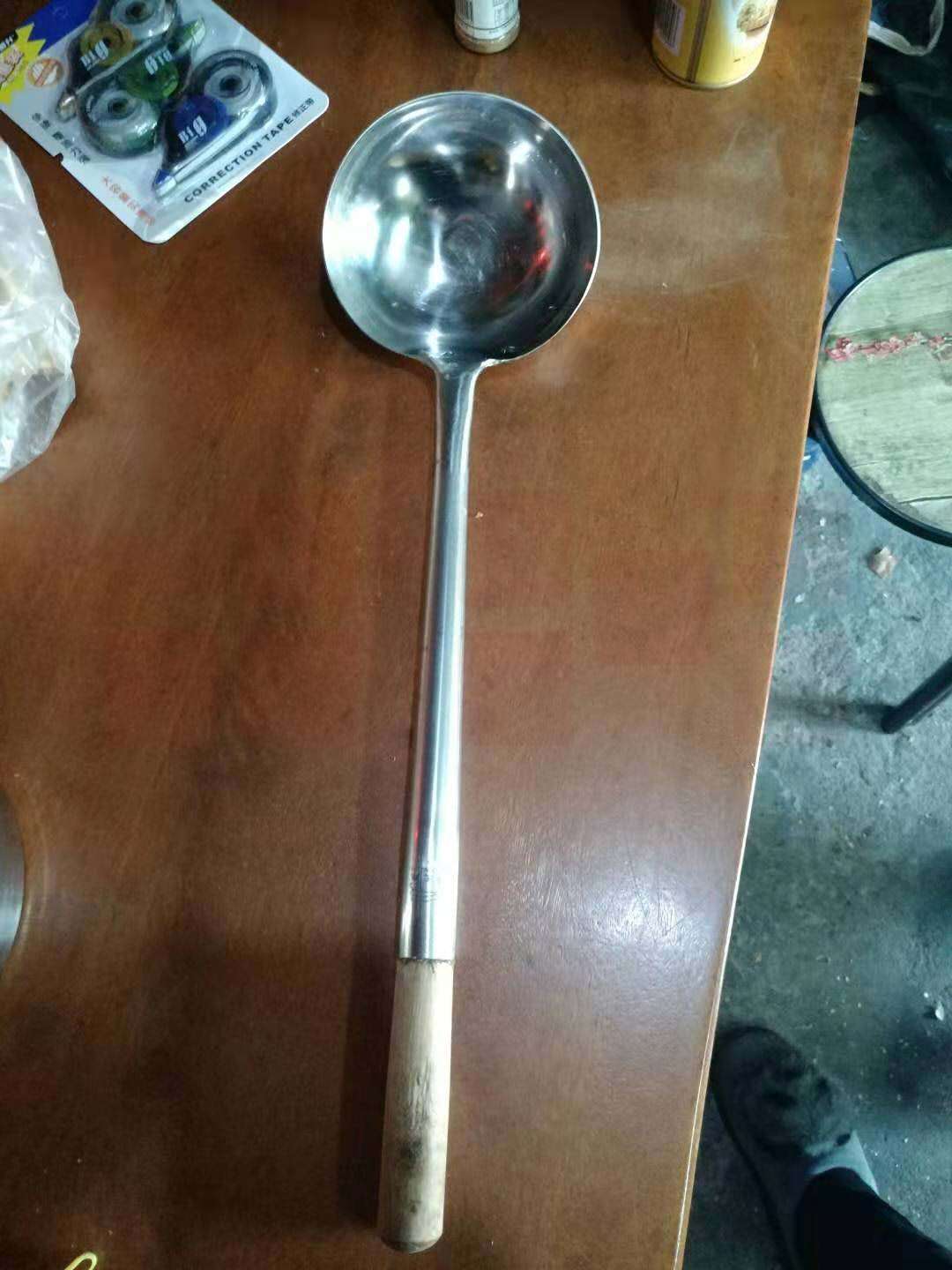 巨联（JULIAN）木头柄炒菜铲子  厨师炒菜铲子  锅铲 炒菜铲勺  全长约50m