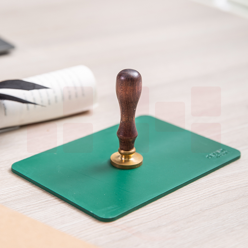 得力9878财务使用印章胶垫 方形盖章垫子印台不变形财务盖章垫子办公用品加厚软印章垫软垫板